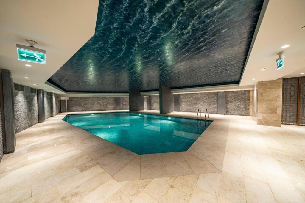 Classy Residence In Beyoglu, Pool - Gym - Garage Стамбул Экстерьер фото